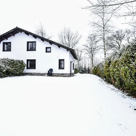 Spacious Holiday In Mont With Garden *