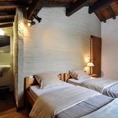 Spacious Holiday In Mont With Garden