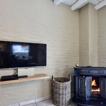 Spacious Holiday In Mont With Garden * Mont (Liege)