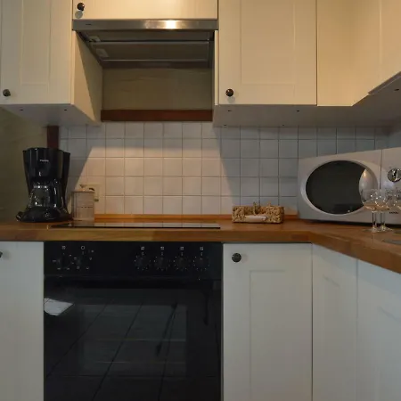 Spacious Holiday In Mont With Garden Mont (Liege)